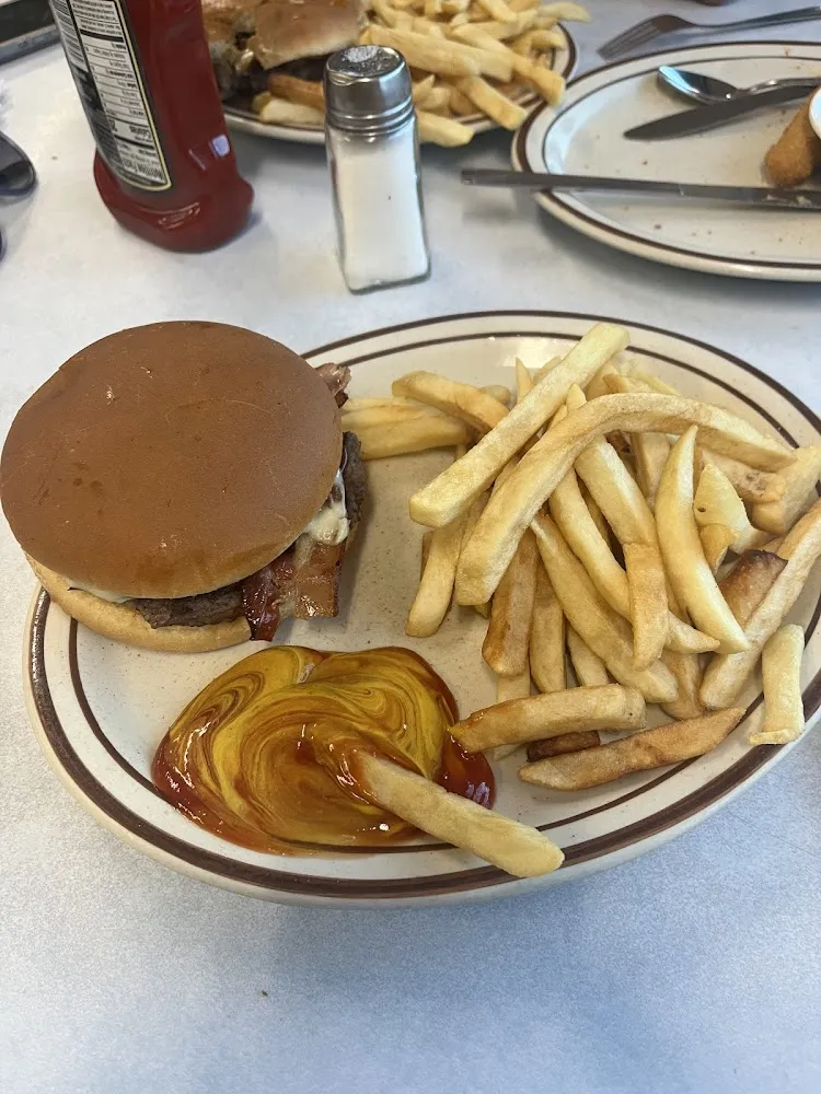 Hamburger with Fries